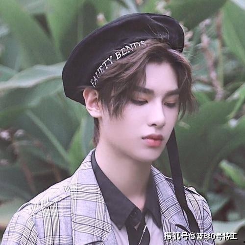 娱乐圈吃瓜直播间黄明昊